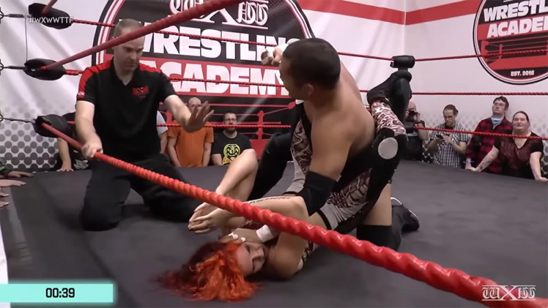 Fig. 4. Fuminori Abe vs. Masha Slamovich, wXw Inner Circle 12 (2022), wXwNOW2.0.