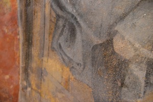 Fig. 22 : Les plis du vêtement de Joseph sur la scène de la Nativité